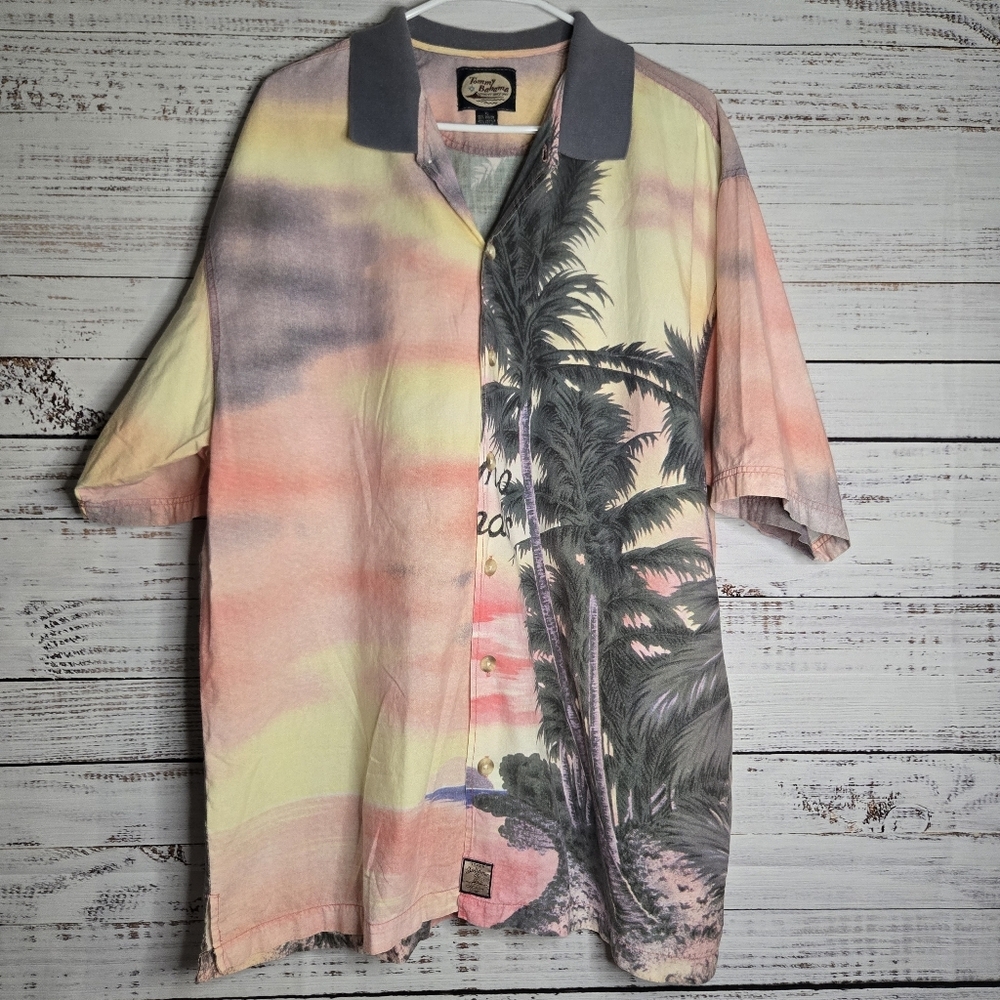 Vintage Tommy Bahama button up shirt Bahama Islands, palm tree, sunset Sz XL‎
